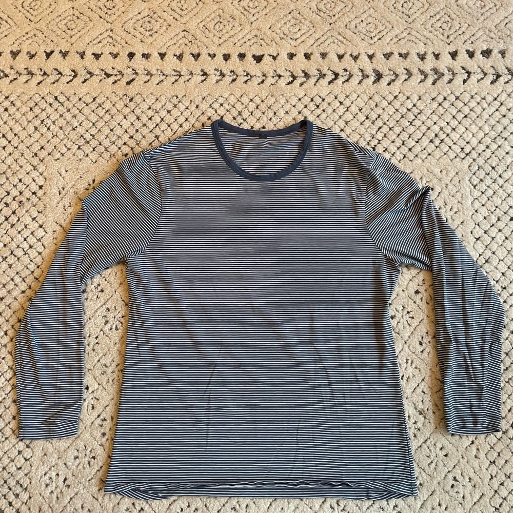 Lululemon 5 year Basic Long Sleeve XL